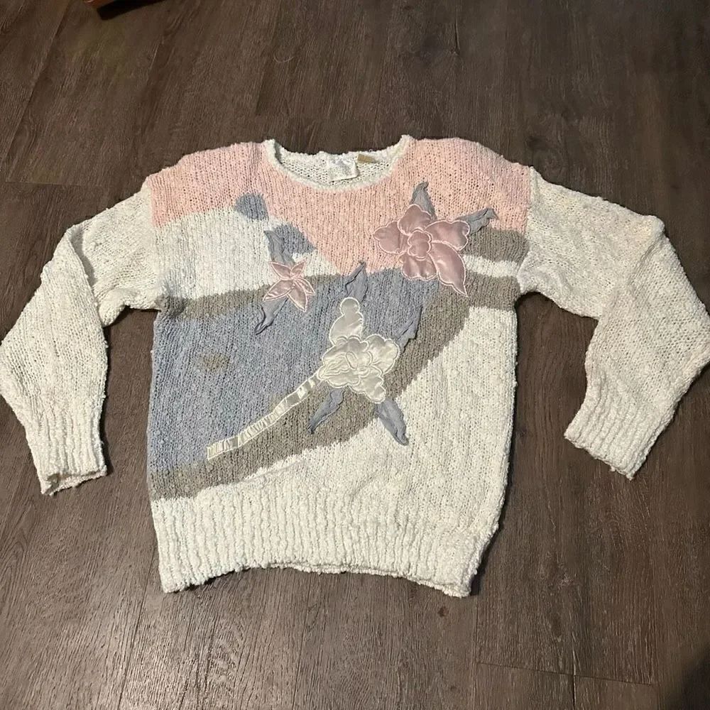 Vintage 80s Needles and Yarn Sweater Grandma Pastel Floral Appliqué Knit Size S